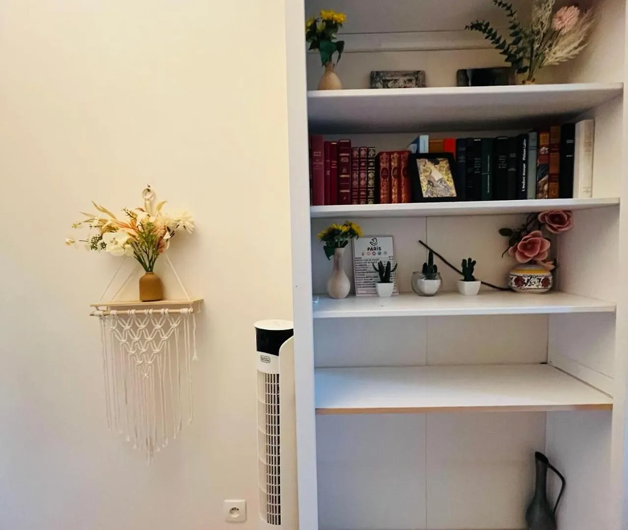 Dream Dwell Paris-Charming Studio Superb Location In 7Th District Paris 0*,  France